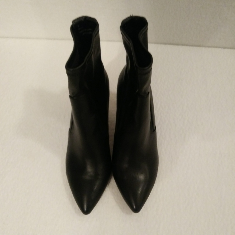 Boots - Picture 6 of 6